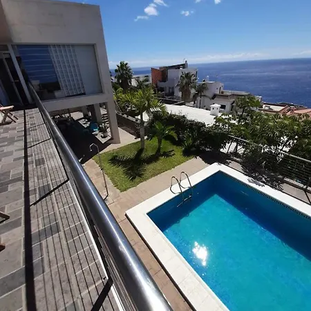 Casa Tamara, En Acorán - *
