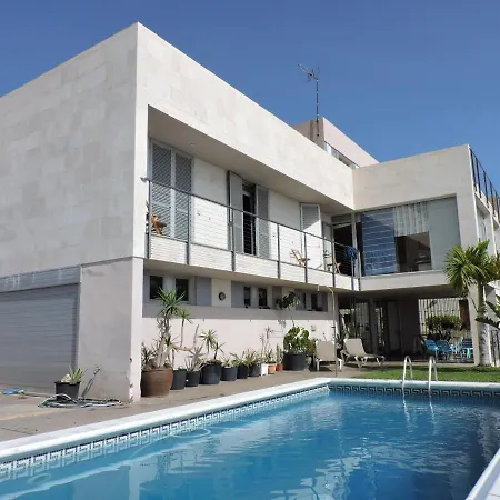Casa Tamara, En Acorán - Santa Cruz de Tenerife